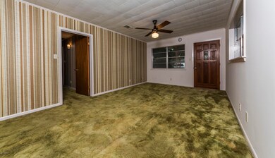 7 Living Room 1
