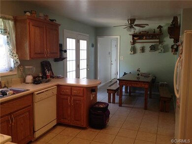 7211 Laurel Spring Rd, Prince George, VA 23875 - photo 6