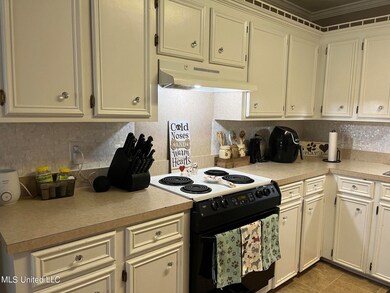 4050 Glenn Oak Dr, Byram, MS 39272 - photo 5