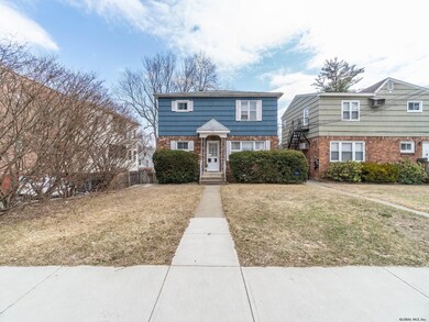 38 Parkwood St, Albany, NY 12208 - photo 3