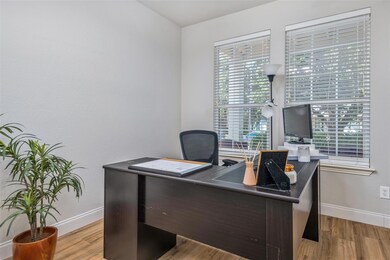 1208 Oakcrest Dr, Providence Village, TX 76227 - photo 4