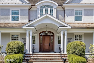 GRAND ENTRANCE