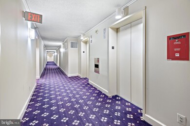 The Charleston unit 802, Arlington, VA 22201 - photo 6