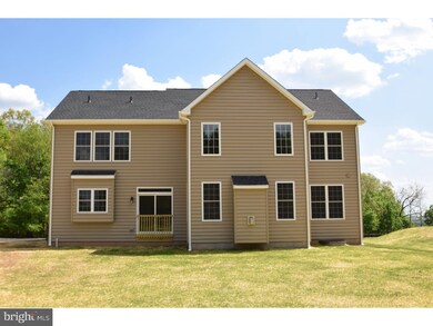 709 Schwenkmill Rd, Perkasie, PA 18944 - photo 3