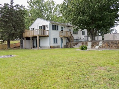 524 Lake Shore Dr, Warwick, RI 02889 - photo 7