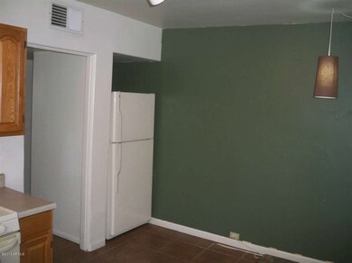 Refrigerator Included *Room For Table