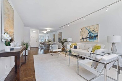 300 E 71st St unit 7O, New York, NY 10021 - photo 2