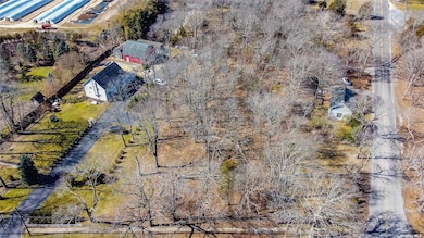 585 Franklinville Rd, Laurel, NY 11948 - photo 2