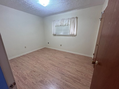 1035 Fortenberry Cir, McComb, MS 39648 - photo 7