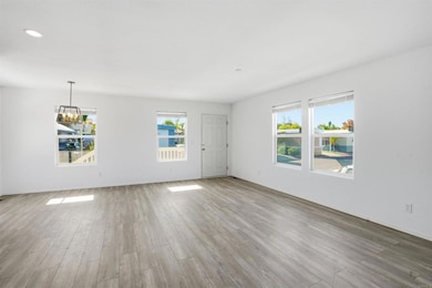 3890 Sipes Ln unit 18, San Diego, CA 92173 - photo 4