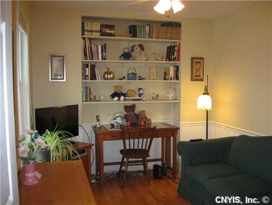 Studio/Study/Office