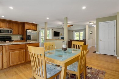 42 Pineo Farms Rd, Seabrook, NH 03874 - photo 5