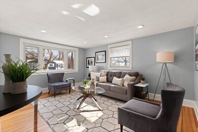 258 Seminole Ave, Waltham, MA 02451 - photo 3