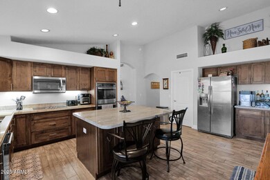 21-web-or-mls-P1245625