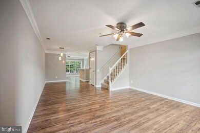 21825 Baldwin Square, Sterling, VA 20164 - photo 3