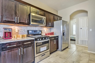 13821 Lago Vista Ave, El Paso, TX 79928 - photo 6