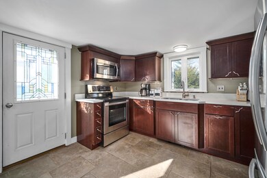 37- 10 Mechanic Street - Rockland - JAC