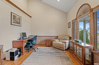 1308 W 60th St, Davenport, IA 52806 - photo 4