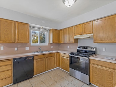 5281 Saguaro Dr, West Jordan, UT 84081 - photo 7