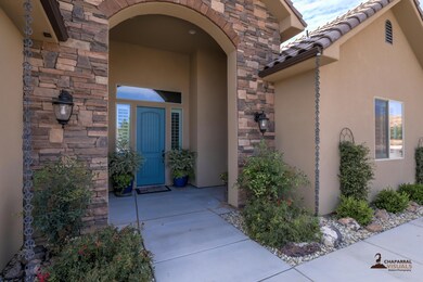 6 Front Exterior View 5