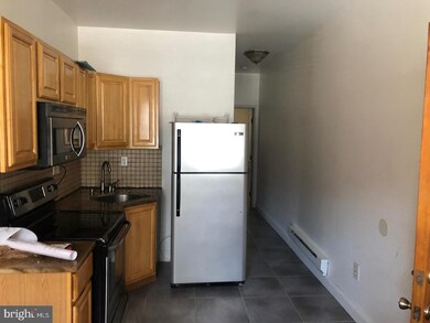 2052 Tasker St unit 1, Philadelphia, PA 19145 - photo 4