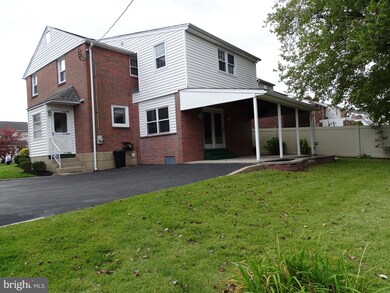 213 James Dr, Havertown, PA 19083 - photo 4