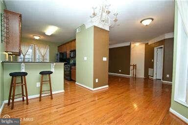 24680 Rosebay Terrace unit 80, Aldie, VA 20105 - photo 4