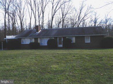 842 Wakemans Grove Rd, Edinburg, VA 22824 - photo 2