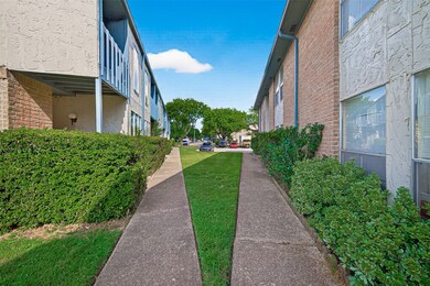 8360 Jorine Dr unit 8360, Houston, TX 77036 - photo 2