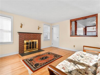 183 Aqueduct Rd, Cranston, RI 02910 - photo 5