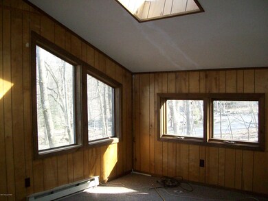 105 Clover Ln unit 10-A, East Stroudsburg, PA 18301 - photo 5