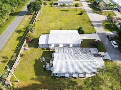 933 Yacht Club Way NW, Moore Haven, FL 33471 - photo 3