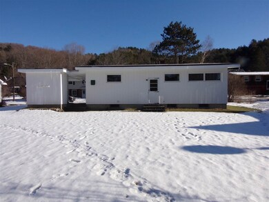 29 Shaw Cir, Northfield, VT 05663 - photo 5