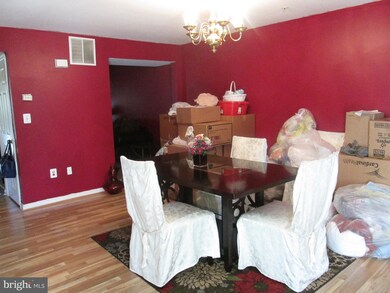 1204 Laurens St, Baltimore, MD 21217 - photo 4