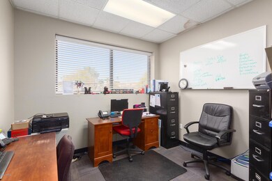 944 N Gilbert Rd, Mesa, AZ 85203 - photo 7