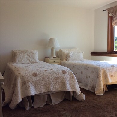 68 Puget Dr, Steilacoom, WA 98388 - photo 7