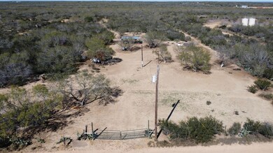 630 Los Huisaches Rd, Laredo, TX 78045 - photo 6