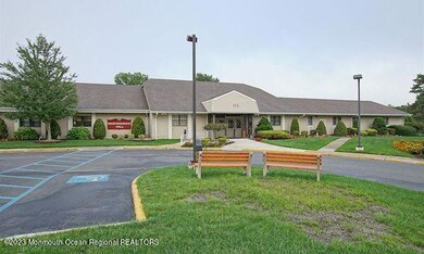 69 Yorktowne Pkwy, Whiting, NJ 08759 - photo 4