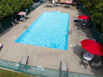 510 Child St unit 406A, Warren, RI 02885 - photo 4