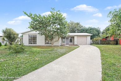 676 Thomas Jefferson Ln, Melbourne, FL 32904 - photo 2