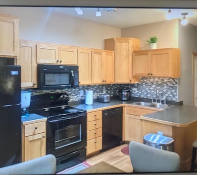 1285 County Road D Cir E unit B, Saint Paul, MN 55109 - photo 6