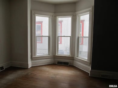 626 E 15th St, Davenport, IA 52803 - photo 5