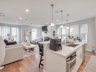45 L St unit 9, Boston, MA 02127 - photo 4