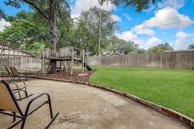 1728 Brookhaven Cir, Bedford, TX 76022 - photo 4