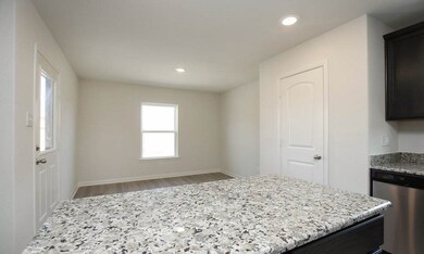 25406 Glacier Lake Dr, Cleveland, TX 77328 - photo 4