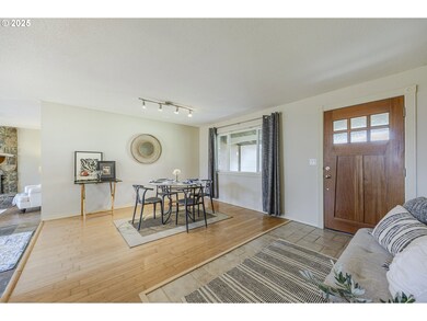 2465 Calgary St, Eugene, OR 97408 - photo 7