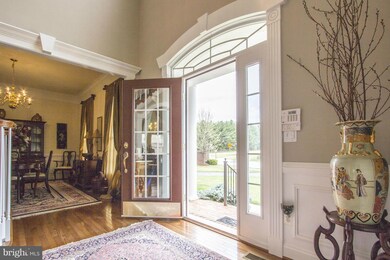 9000 Adams Chase Cir, Lorton, VA 22079 - photo 2