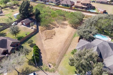 1003 Justin Cir, Donna, TX 78537 - photo 3