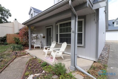 1744 Caxton Ln, Toledo, OH 43613 - photo 2