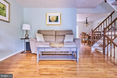 19102 Partridge Wood Dr, Germantown, MD 20874 - photo 4